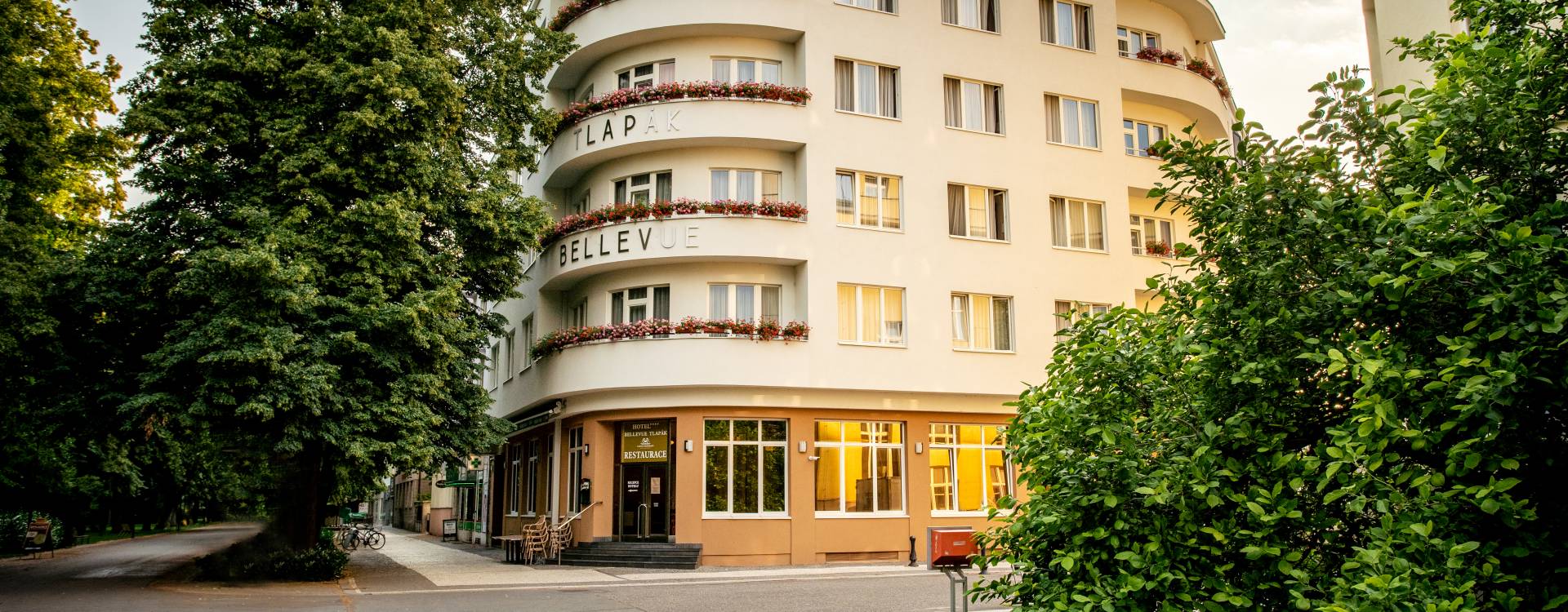 Hotel Bellevue Tlapák