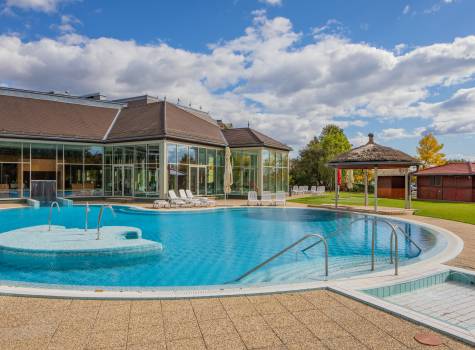 Greenfield Hotel Golf & Spa**** - outside_pool_