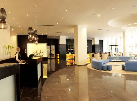 Hotel Slovenija - hotel-slovenija-reception-desk-lobby-soul-bar-16