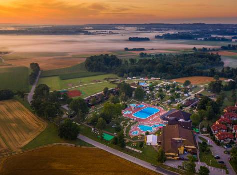 Hotel Village Zeleni Gaj - Banovci panorama 2