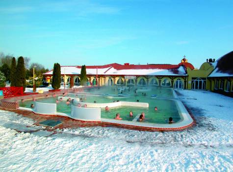 Thermal Varga hotels & apartments *** Veľký Meder - Termalne kupalisko kryty bazen-Velky-Meder31692567