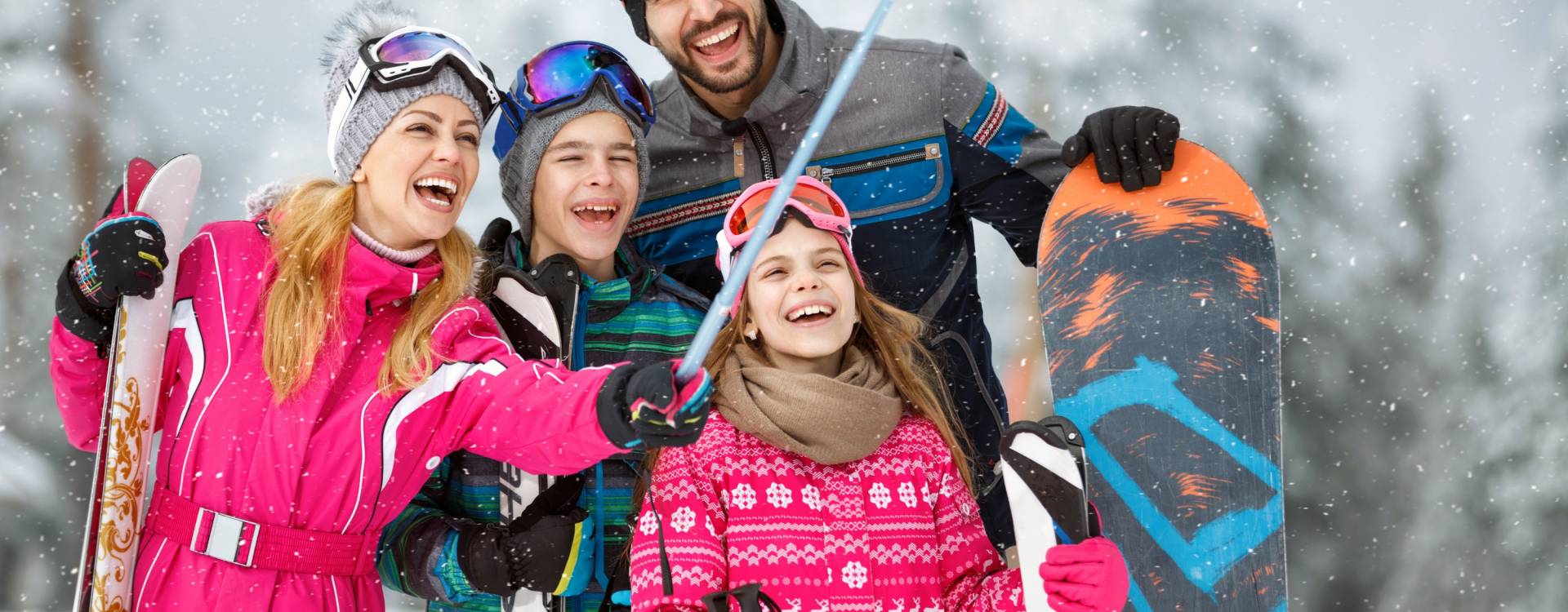 SKIPASS zdarma a 15% sleva na lyžařskou a snowboardovou školu