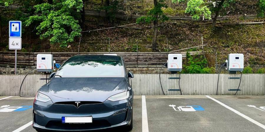 Spa Hotel Thermal v Karlových Varech - nové nabíjecí stanice pro elektromobily k dispozici